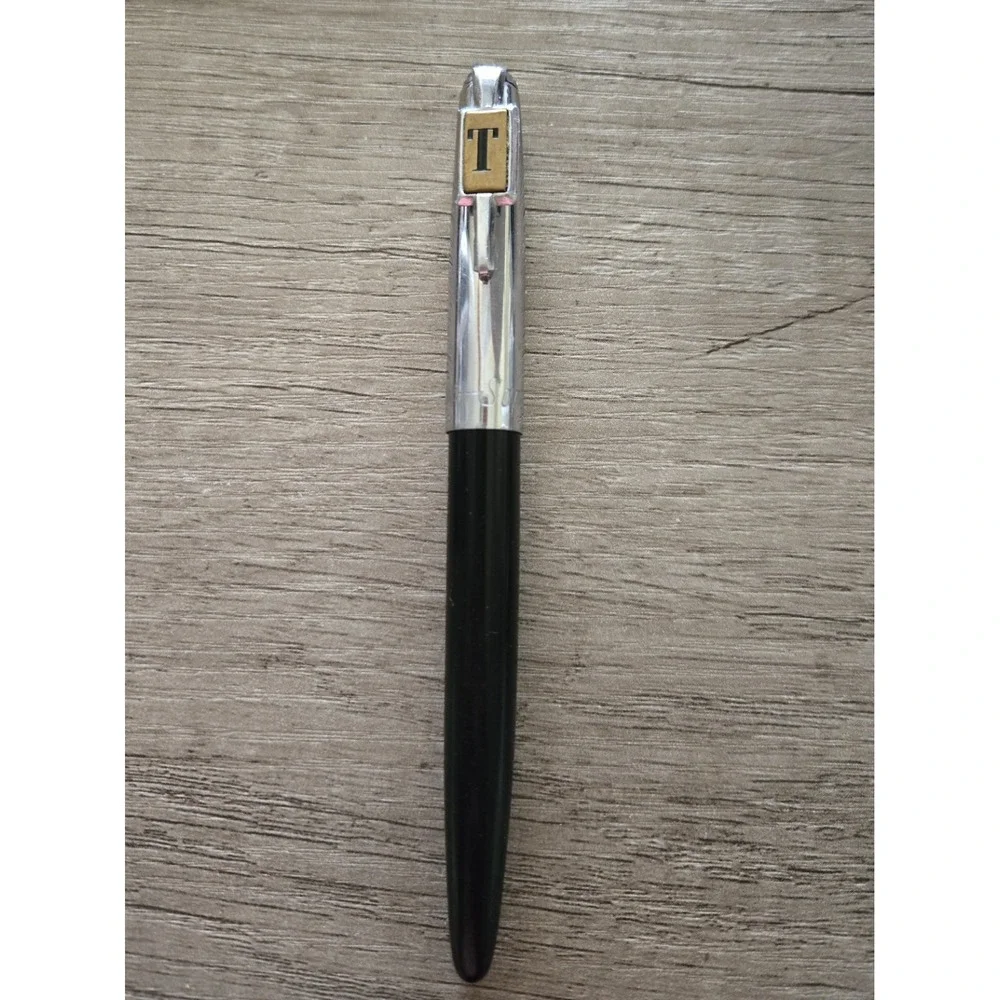 Vintage Mechanical Pencils And Fountain Pen. Lot Of 4